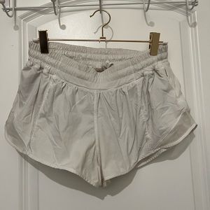 white lulu lemon hotty hot shorts